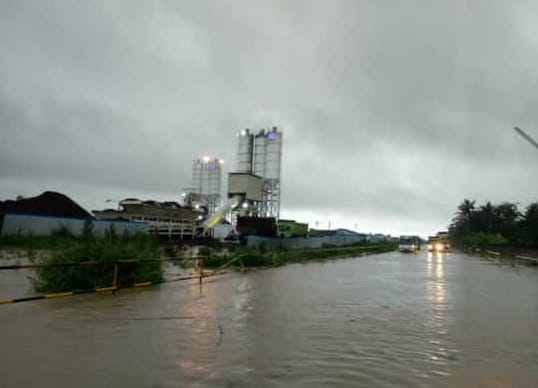Halaman Jalan Masuk Bandara Yogyakarta di Kulonprogo, Tergenang Banjir Parah (18/3/2019). Ist