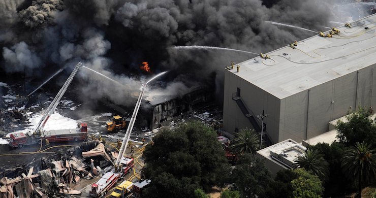 Universal Studios saat terbakar pada 2018 (Live for Live Music)