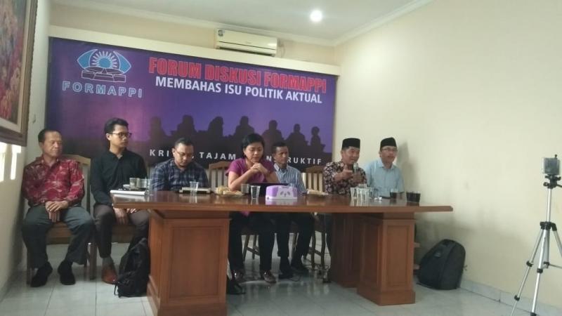 Diskusi jelang sidang MK di kantor Formappi (Foto: Law-justice.co/Januardi)