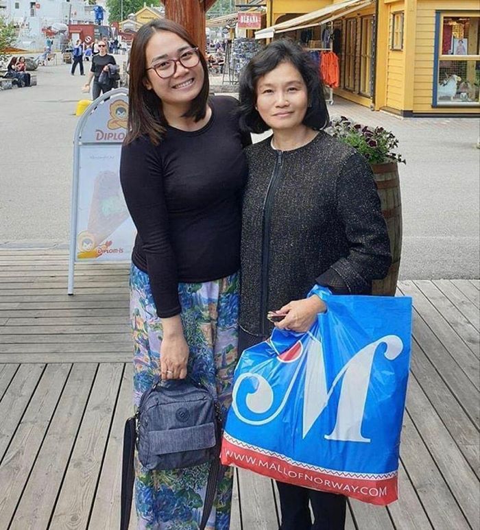 Foto Istri Ahok, Puput Nastiti Devi saat liburan ke Norwegia (Foto: tribun)