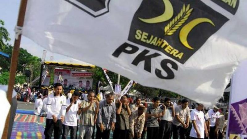 PKS (Indopolitika.com)