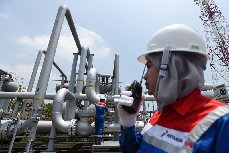 Pegawai PT Pertamina (neraca.co.id)