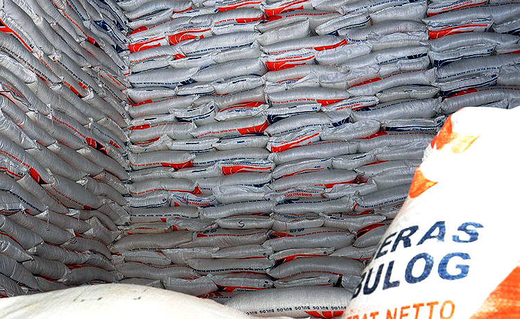 Stok di Gudang Beras Bulog (Foto:Robinsar Nainggolan)