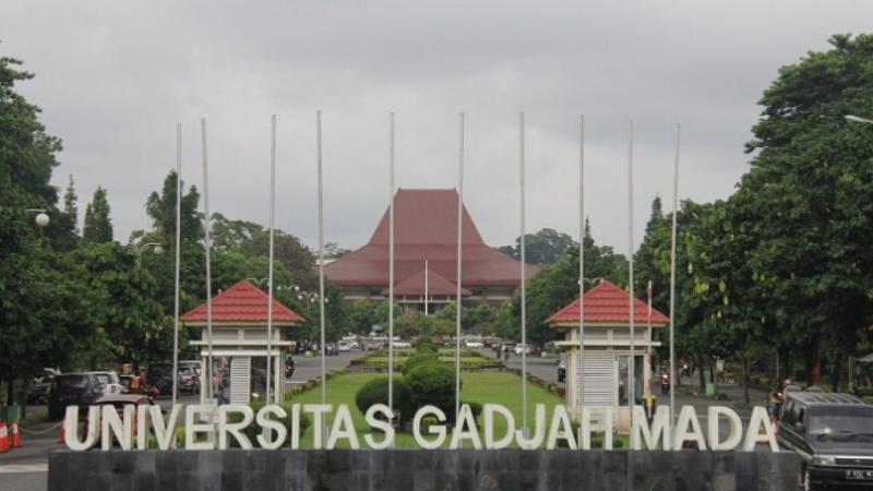 UGM (kampusaja.com)