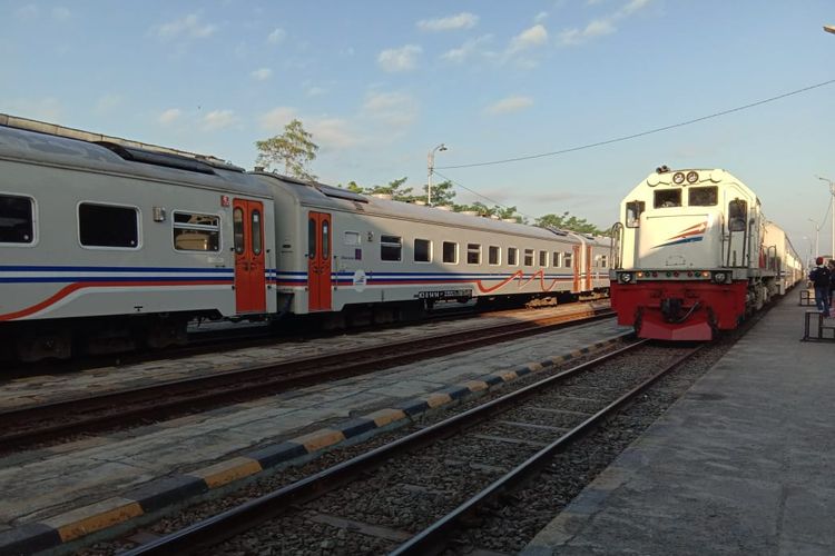 Ilustrasi kereta PT KAI. (Foto: Kompas)