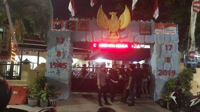 Polsek Wonokromo diserang pria bersenjata (foto: tribune)