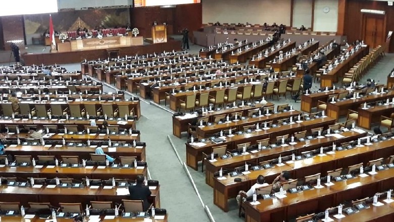 Ruang Rapat Paripurna DPR MPR (Detik)