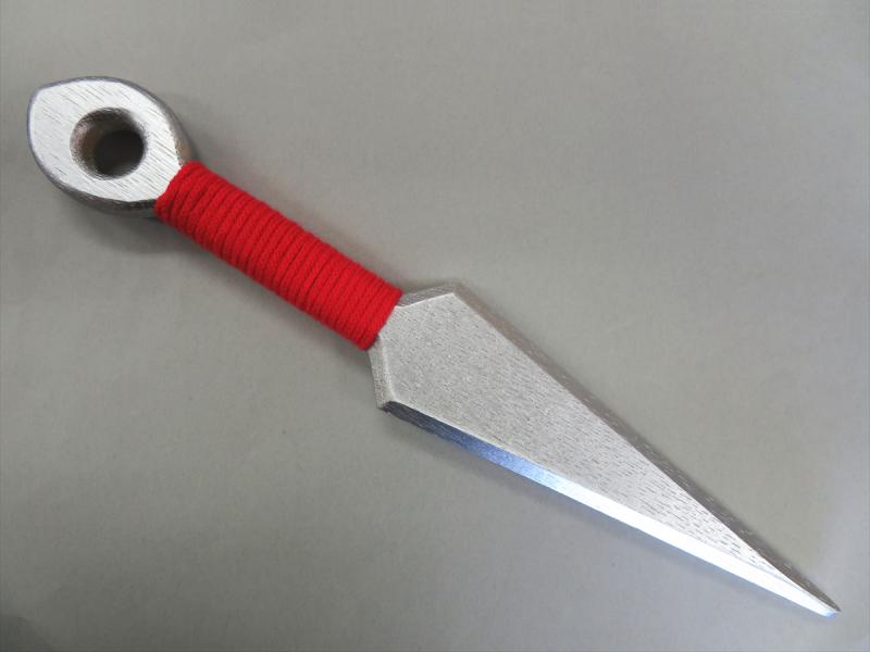 Kunai, senjata ninja (Rankuten)