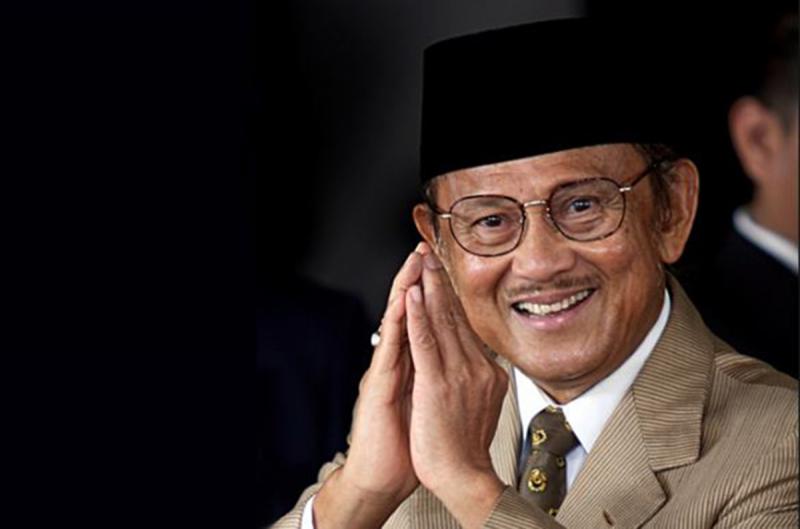 Presiden ketiga RI BJ Habibie