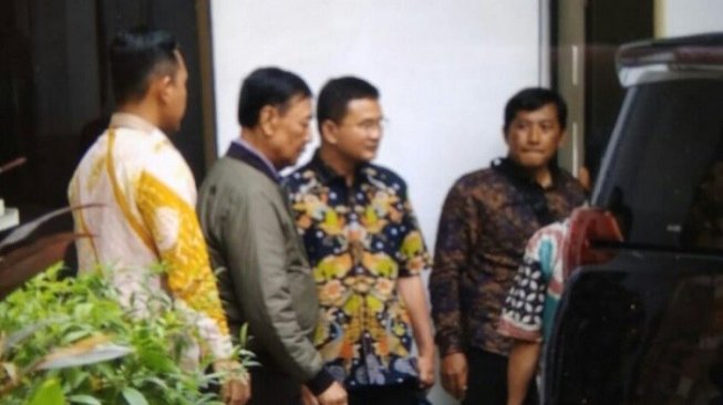Wiranto Tinggalkan RSPAD (Suara)