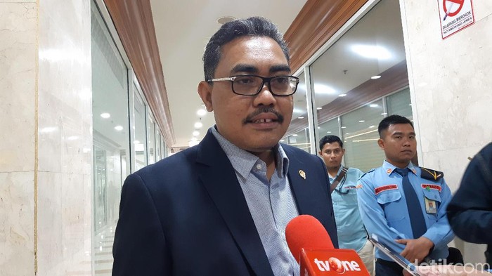 Wakil Ketua Umum Partai Kebangkitan Bangsa (PKB) Jazilul Fawaid sebut pemerintahan Jokowi-Ma`ruf gagal tapi tak gala total (Detik.com)