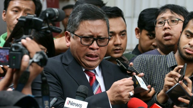 Hasto Menangis (Kumparan)