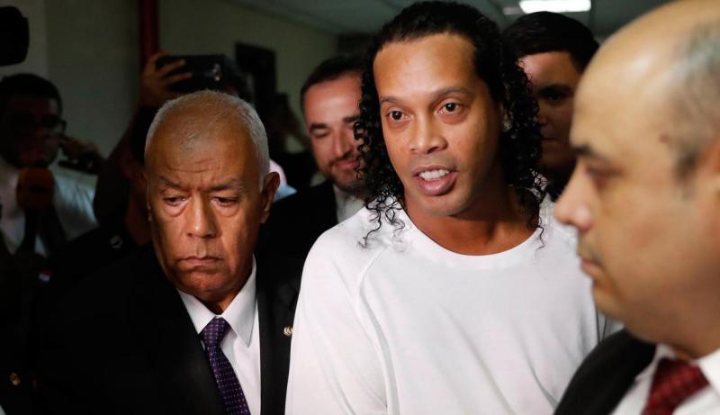 Ronaldinho ditangkap polisi Paraguay (Liputan6)