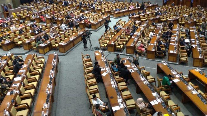 suasana sepi saat rapat paripurna DPR RI (Tribunnews)