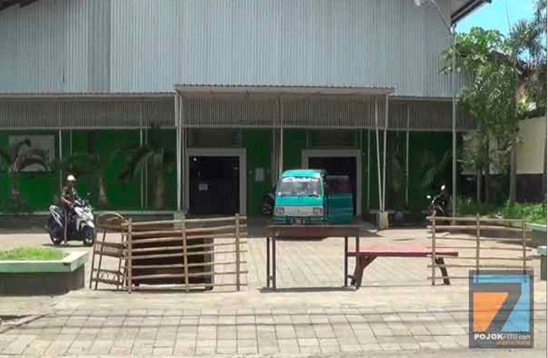 Paniknya Para Pedagang saat Warga PDP Corona Masih Belanja ke Pasar. (Pojokpitu)