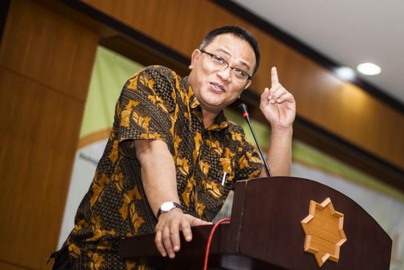 Aktivis dan Mantan Kepala BNP2TKI Jumhur Hidayat disidang tanpa didampingi pengacara (republika)