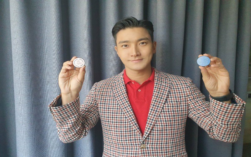 member grup Super Junior, Siwon. (Twitter @siwonchoi)