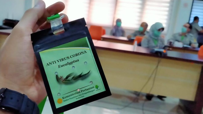Kalung antivirus corona (detikcom)