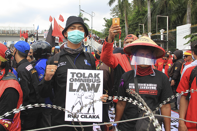 Demo Mahasiswa: Rezim Jokowi Jadikan Corona untuk Eksploitasi Rakyat!