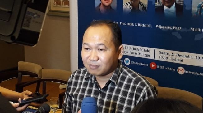 Director Center for Media and Democracy LP3ES, Wijayanto. (Suara).