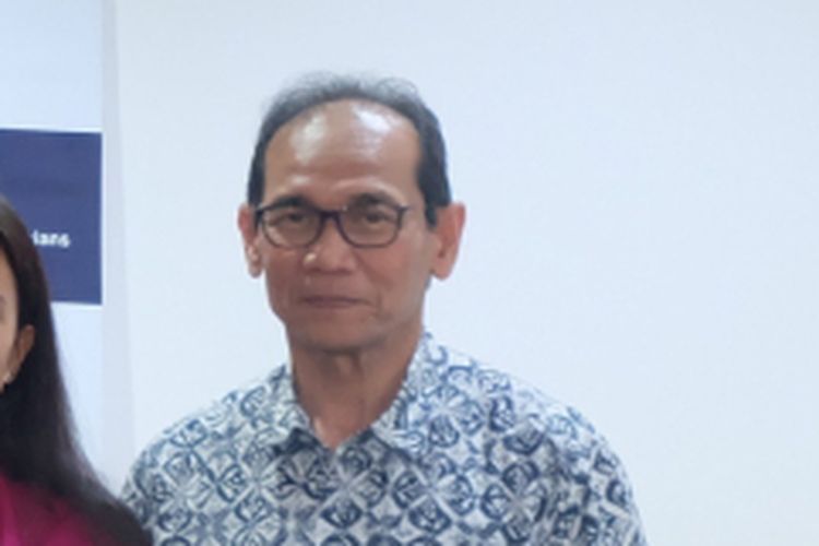 Akmal Taher mundur dari jabatannya sebagai Kepala Bidang Kesehatan Satgas Covid-19 (kompas)