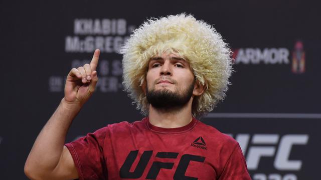 Alasan ayah latih Khabib bertarung dengan beruang saat masih kecil (Liputan6).