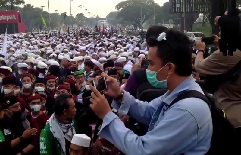 Massa Habib Rizieq Syihab (twitter DPP Front Pembela Islam/@DPPFPI_ID)
