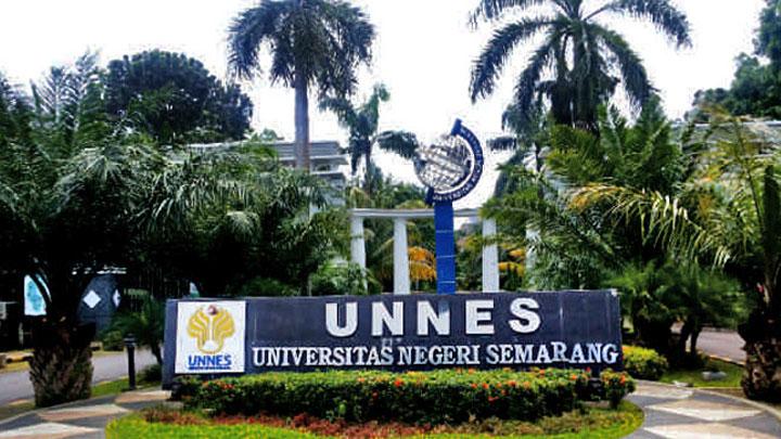 Frans Melaporkan Rektor ke KPK, di Skors karena di anggap anggota OPM