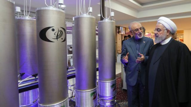 Presiden Iran Hasan Rouhani tengah berada di Laboratorium Pengayaan Nuklir (BBC)