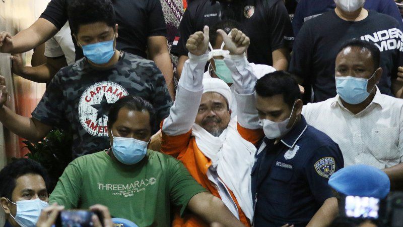 Habib Rizieq dipindahkan ke Rutan Bareskrim Polri dari Rutan Polda Metro Jaya(Okezone)
