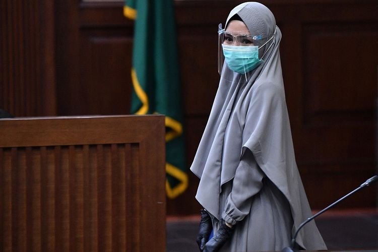 Jaksa Pinangki menangis dan menyesal terlibat dalam kasus Djoko Tjandra (kompas)