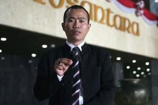 Chandra Purna Irawan SH MH (Ketua LBH PELITA UMAT dan BHP KSHUMI/Komunitas Sarjana Hukum Indonesia) (Suara Merdeka)