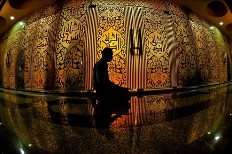 Pesan Isra Miraj dan Nabi Demokratis