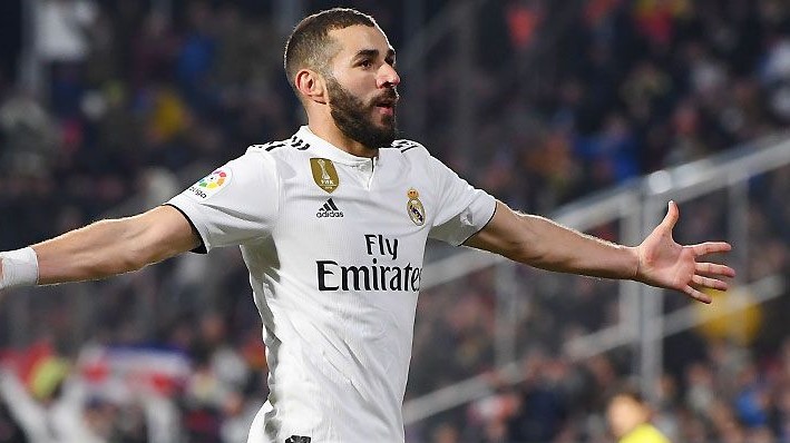 Legenda AC Milan kaget dengan konspirasi jahat Karim Benzema (Foto: Getty Images/Real Madrid)