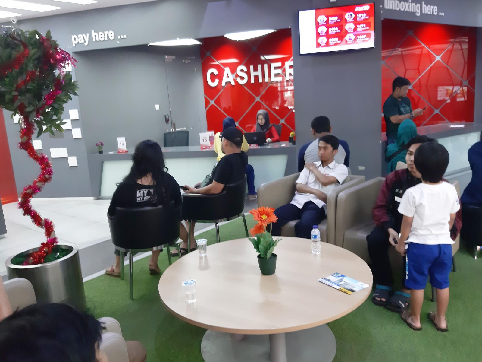 Wallpaper Seluler Upin Ipin - doraemon