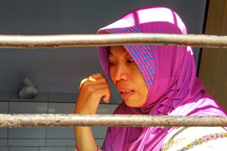 Tervonis UU ITE, Baiq Nuril (Foto: Kompas)